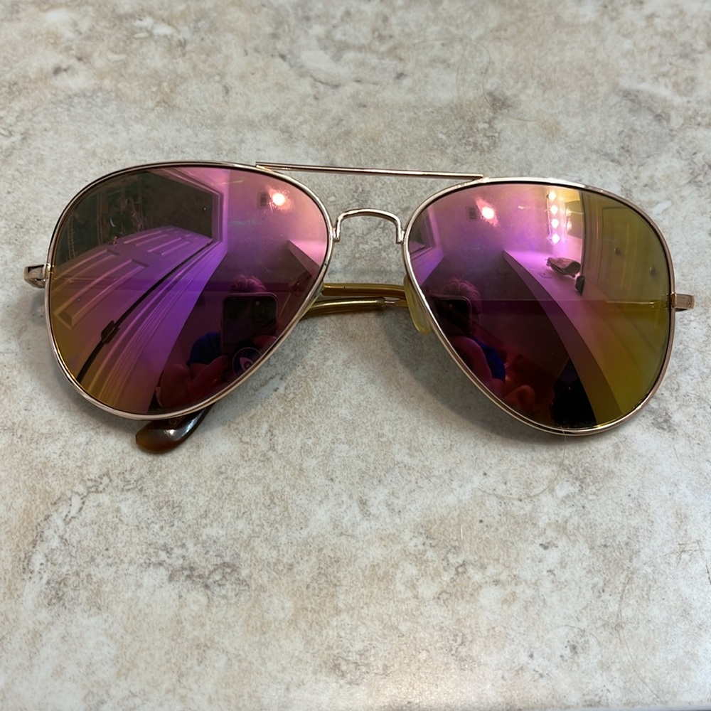 Pink mirrored sunglasses